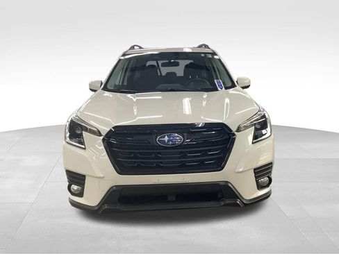 Used 2023 Subaru Forester Premium AWD/4WD image 4