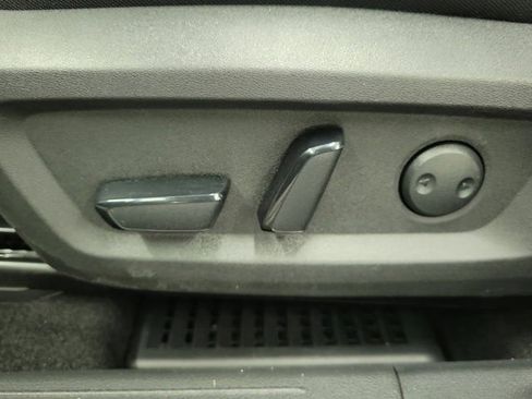 Certified 2023 Nissan Rogue SV image 23