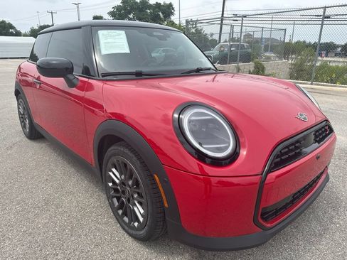 Certified 2025 MINI Cooper S FWD image 3