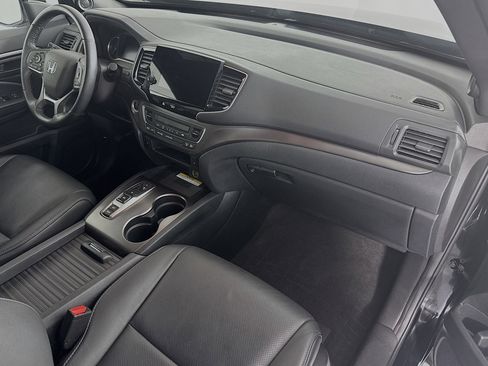 Certified 2023 Honda Passport EX-L image 28