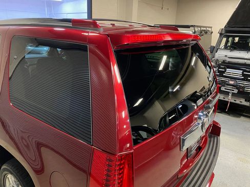 Used 2009 Cadillac Escalade AWD image 24