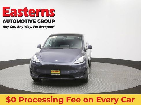 Used 2021 Tesla Model Y Long Range AWD/4WD image 44
