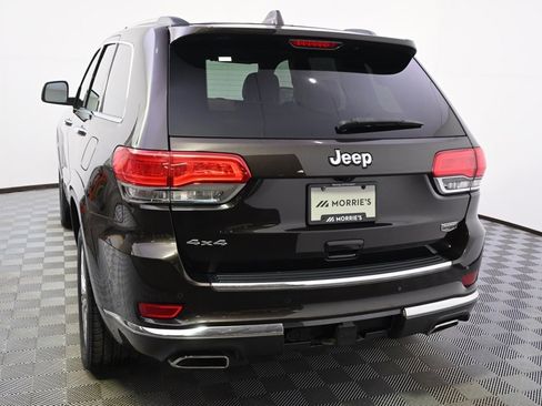 Used 2017 Jeep Grand Cherokee Summit image 4