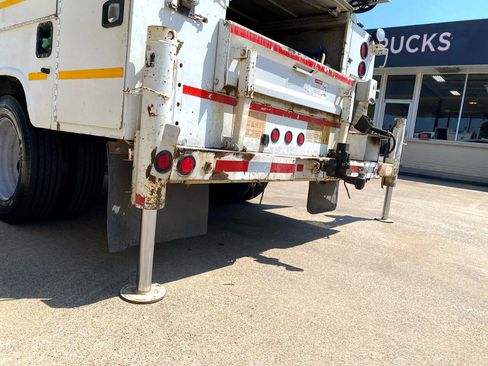 Used 2011 Ford F550 2WD Regular Cab Super Duty w/ Payload Upgrade Pkg image 39