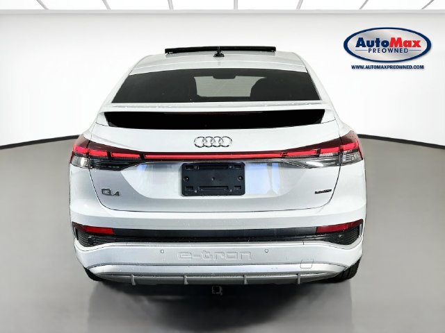 Used 2024 Audi Q4 e-tron Premium Plus w/ Premium Plus AWD/4WD image 8