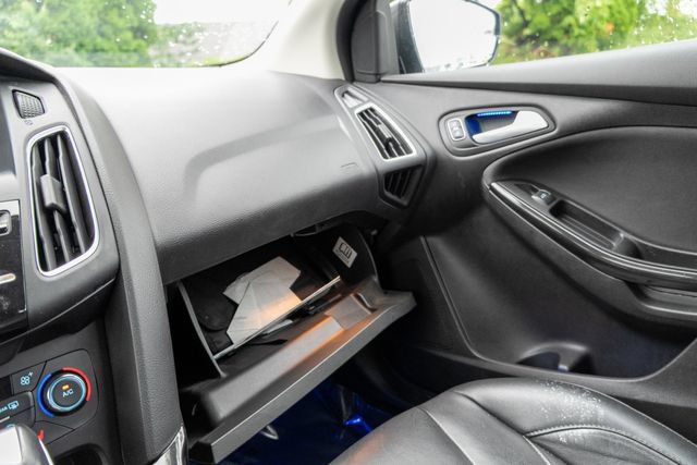 Used 2017 Ford Focus Titanium FWD image 67