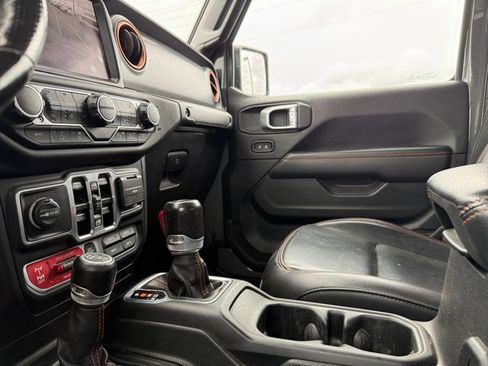 Used 2020 Jeep Gladiator Mojave AWD/4WD image 20