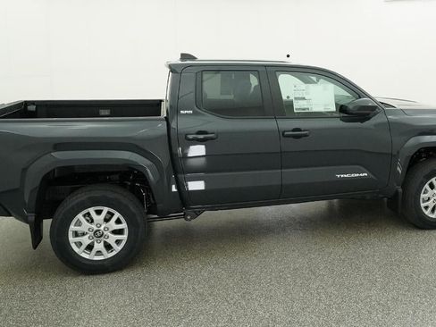 New 2026 Toyota Tacoma SR5 RWD image 10
