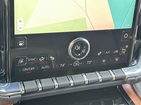 Certified 2025 GMC Yukon Denali image 29