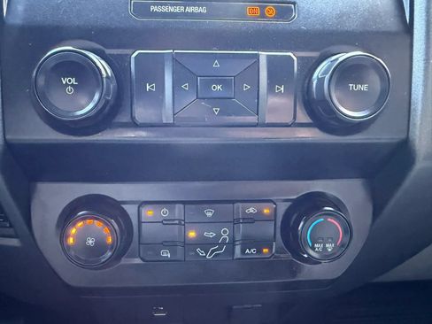 Used 2020 Ford F250 XL w/ Power Equipment Group AWD/4WD image 18
