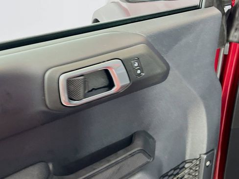 New 2025 Ford Bronco Badlands image 12