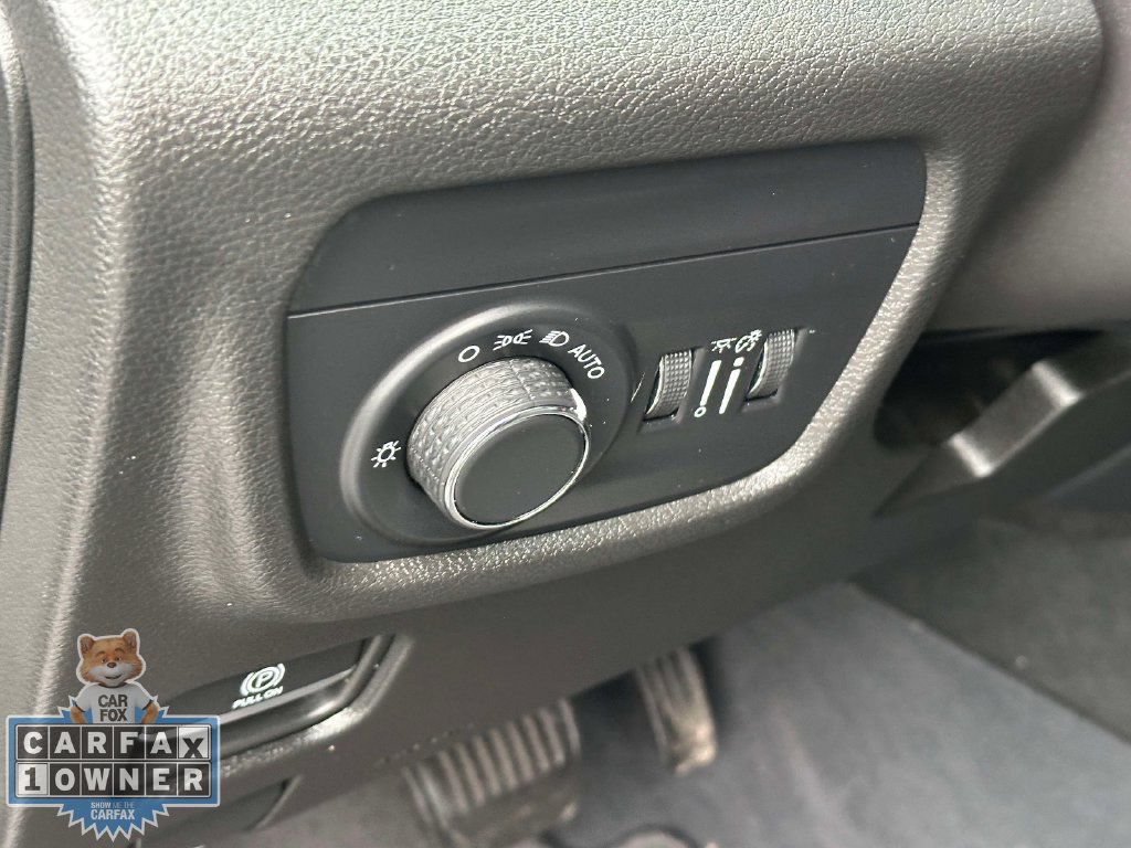 Used 2023 Jeep Grand Cherokee Altitude AWD/4WD image 22