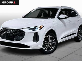 Used 2025 Audi Q5 Premium w/ Convenience Package video 1