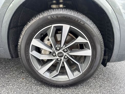 Used 2024 Audi Q5 2.0T Premium AWD/4WD image 30