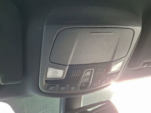 Used 2018 Lincoln MKC Reserve image 26