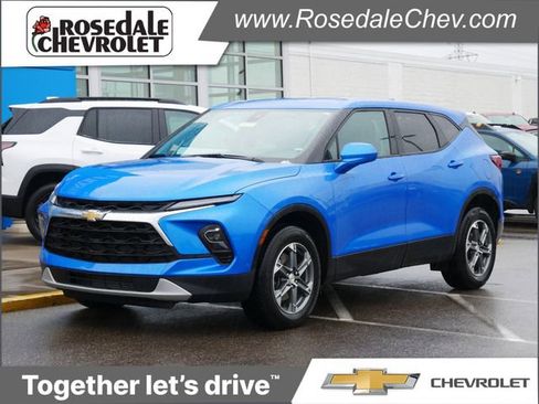 Used 2024 Chevrolet Blazer LT image 1