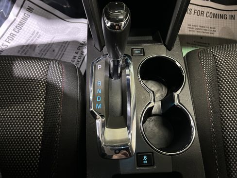 Certified 2016 Chevrolet Equinox LT w/ Convenience Package image 21