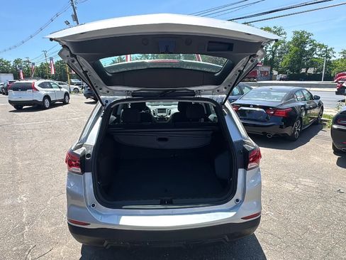 Used 2022 Chevrolet Equinox LS AWD/4WD image 17