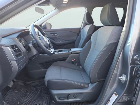 Used 2023 Nissan Rogue SV image 19