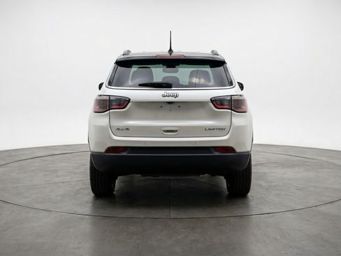 Used 2025 Jeep Compass Trailhawk image 7