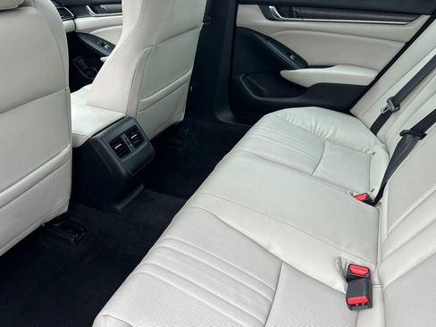 Used 2018 Honda Accord EX-L image 26