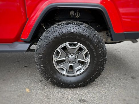 Used 2022 Jeep Gladiator Sport AWD/4WD image 12