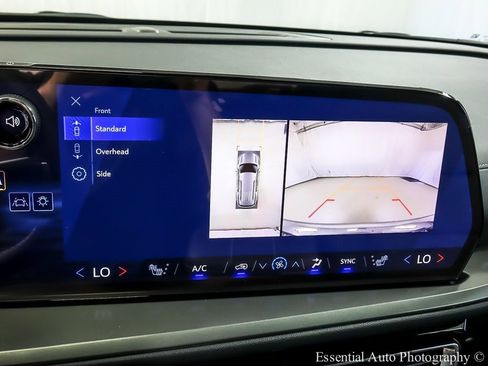 New 2026 Chevrolet Traverse LT w/ Driver Confidence Package image 17