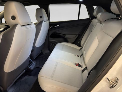 Used 2022 Volkswagen ID.4 Pro S RWD image 10