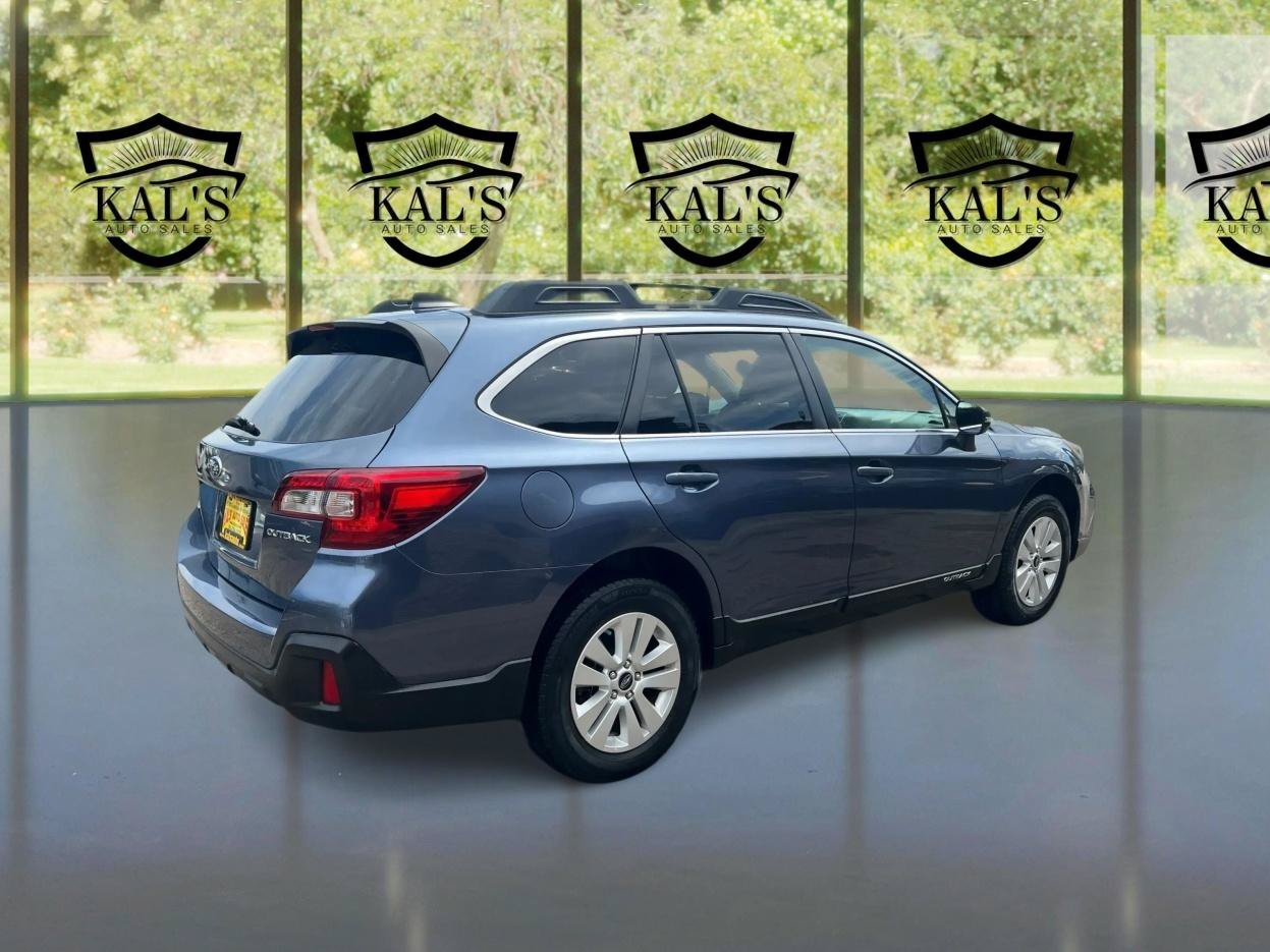 Used 2018 Subaru Outback 2.5i Premium AWD/4WD image 5