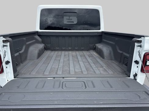Used 2021 Jeep Gladiator Overland AWD/4WD image 33