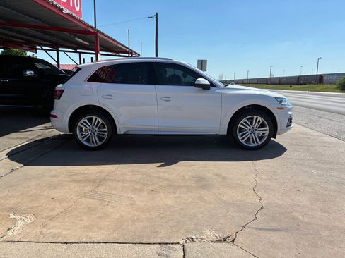 Used 2018 Audi Q5 2.0T Premium Plus w/ Premium Plus Package AWD/4WD image 19