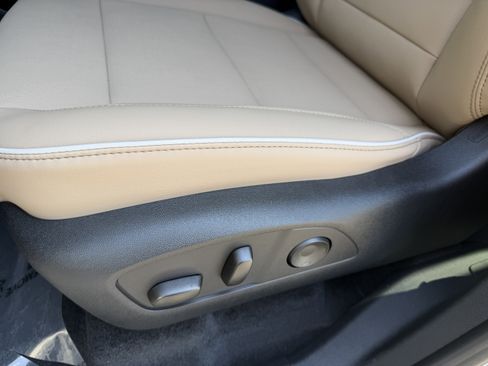 New 2026 Buick Enclave Preferred w/ Power Package image 12