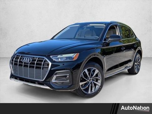 Used 2021 Audi Q5 Premium w/ Convenience Package image 1