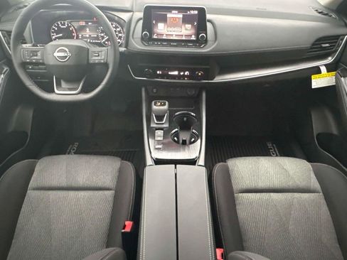 New 2026 Nissan Rogue SV w/ Cold Weather Package FWD image 11