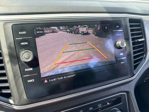Used 2018 Volkswagen Atlas SE AWD/4WD image 30