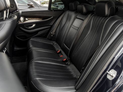 Used 2017 Mercedes-Benz E 300 4MATIC image 31