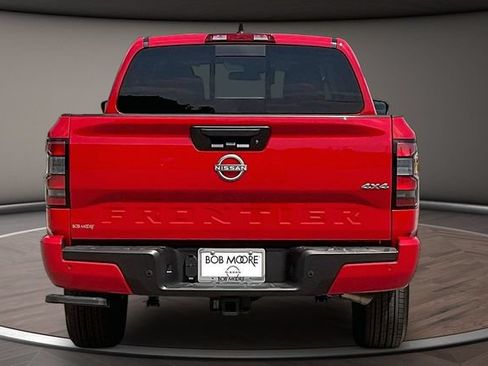 Certified 2026 Nissan Frontier SV w/ Tow Package AWD/4WD image 4