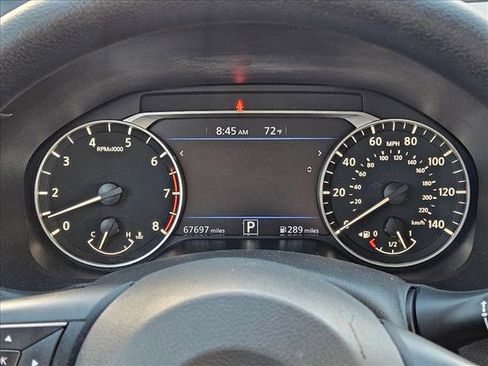 Used 2024 Nissan Altima 2.5 SV image 11