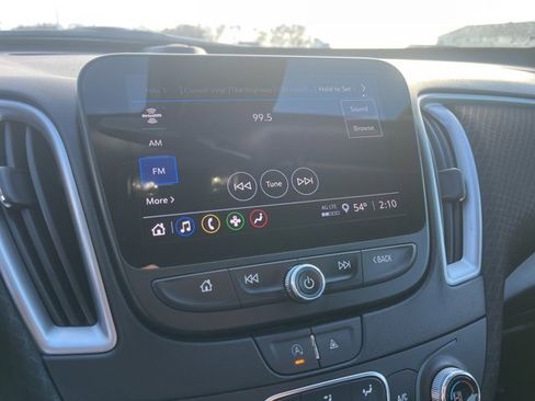 Used 2023 Chevrolet Malibu LT image 27