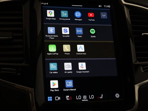 Used 2024 Volvo XC90 B5 Plus image 36