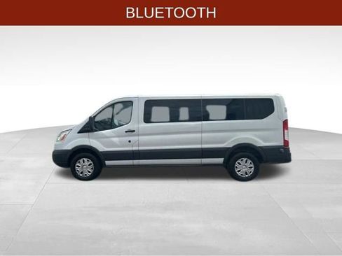Used 2015 Ford Transit 350 XLT RWD image 4