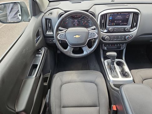 Used 2020 Chevrolet Colorado LT w/ Safety Package AWD/4WD image 11