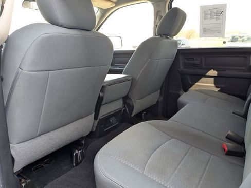 Used 2015 RAM 1500 Express image 22