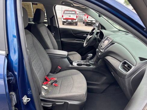Used 2022 Chevrolet Equinox LT AWD/4WD image 16