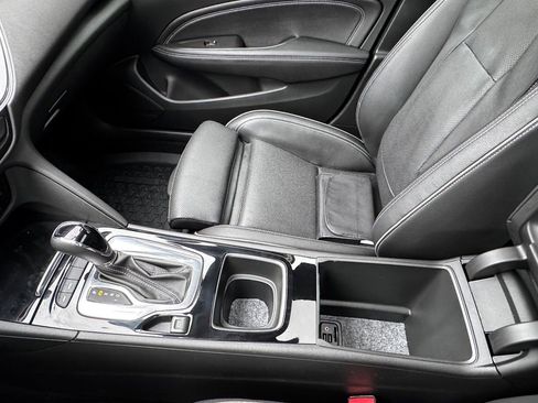 Used 2020 Buick Regal GS image 23