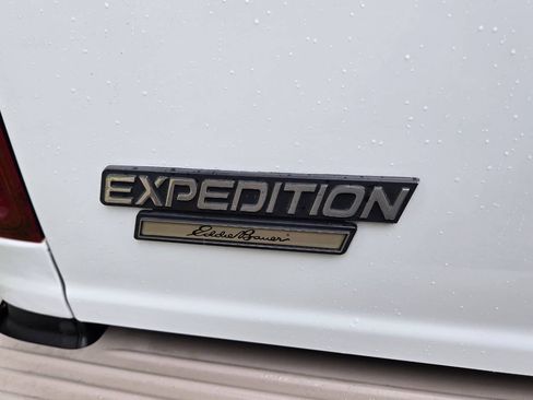 Used 1997 Ford Expedition XLT AWD/4WD image 25