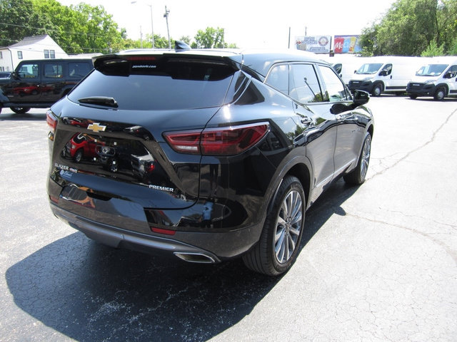 Used 2024 Chevrolet Blazer Premier w/ LPO, Floor Liner Package AWD/4WD image 4
