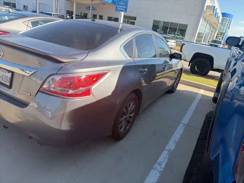 Used 2015 Nissan Altima 2.5 S w/ Special Edition Package FWD image 10