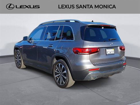 Used 2022 Mercedes-Benz GLB 250 w/ Premium Package Lite image 7