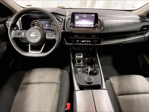 Certified 2024 Nissan Rogue SV image 21